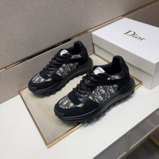 Christian Dior Low Shoes